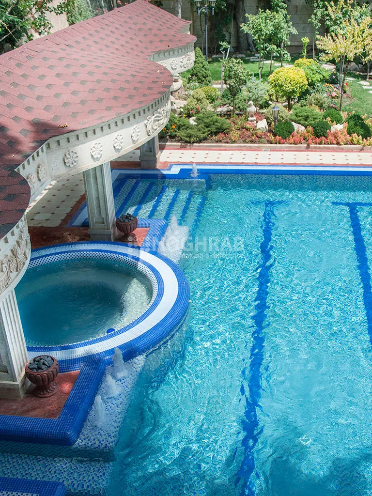 عکس ساخت استخر و جکوزی در باغ ویلا لواسان فشم میگون